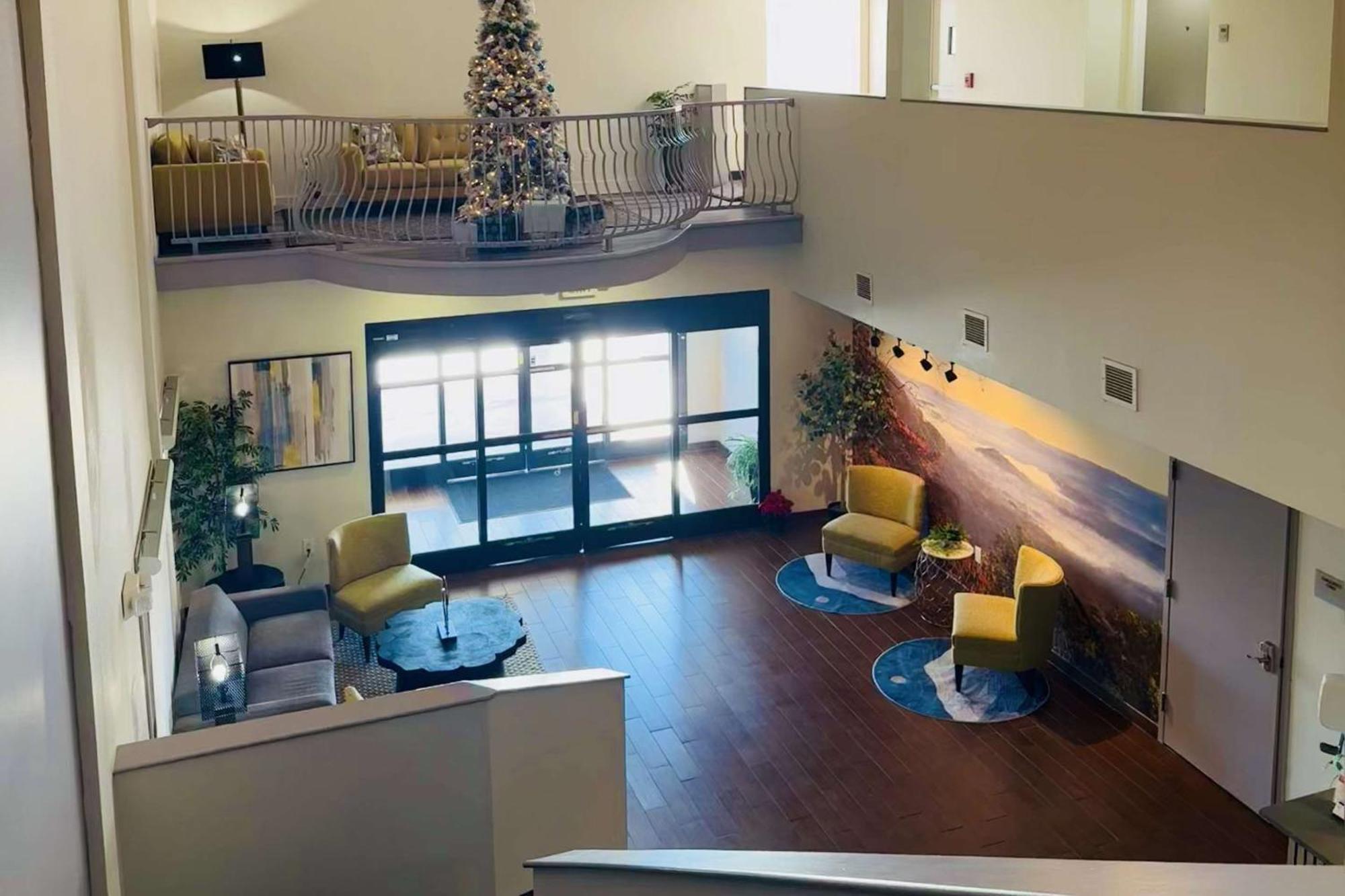 Clarion Pointe Albemarle Ξενοδοχείο Εξωτερικό φωτογραφία