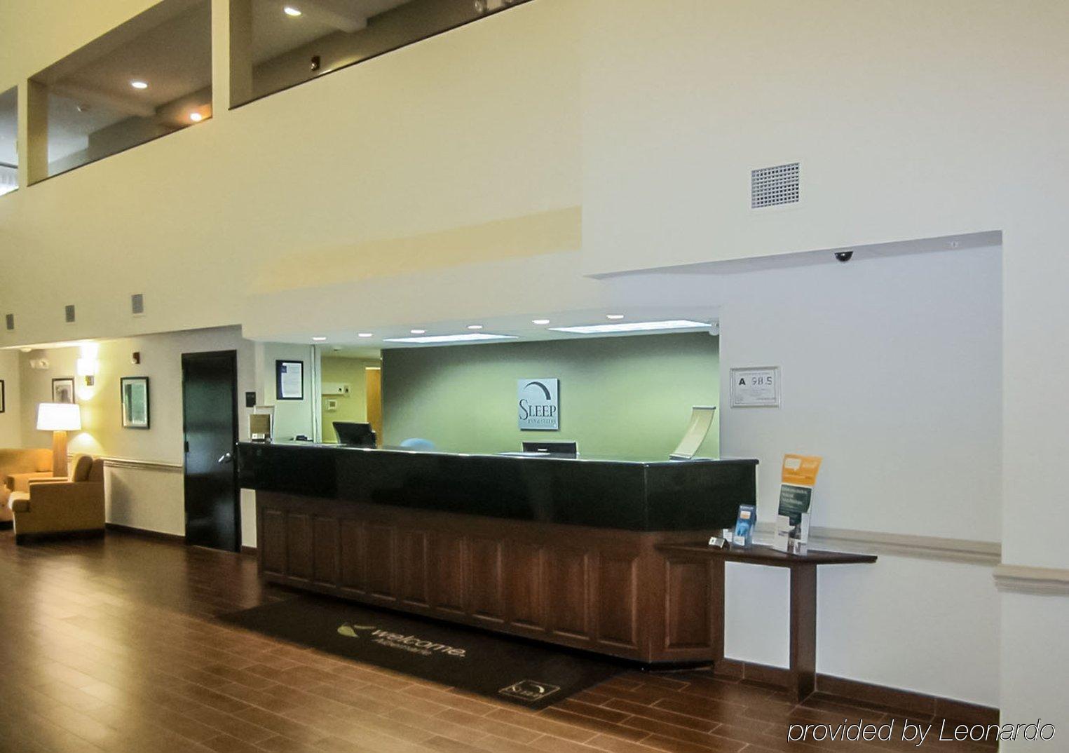 Clarion Pointe Albemarle Ξενοδοχείο Εξωτερικό φωτογραφία