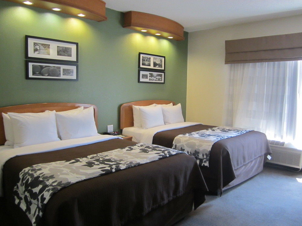 Clarion Pointe Albemarle Ξενοδοχείο Εξωτερικό φωτογραφία
