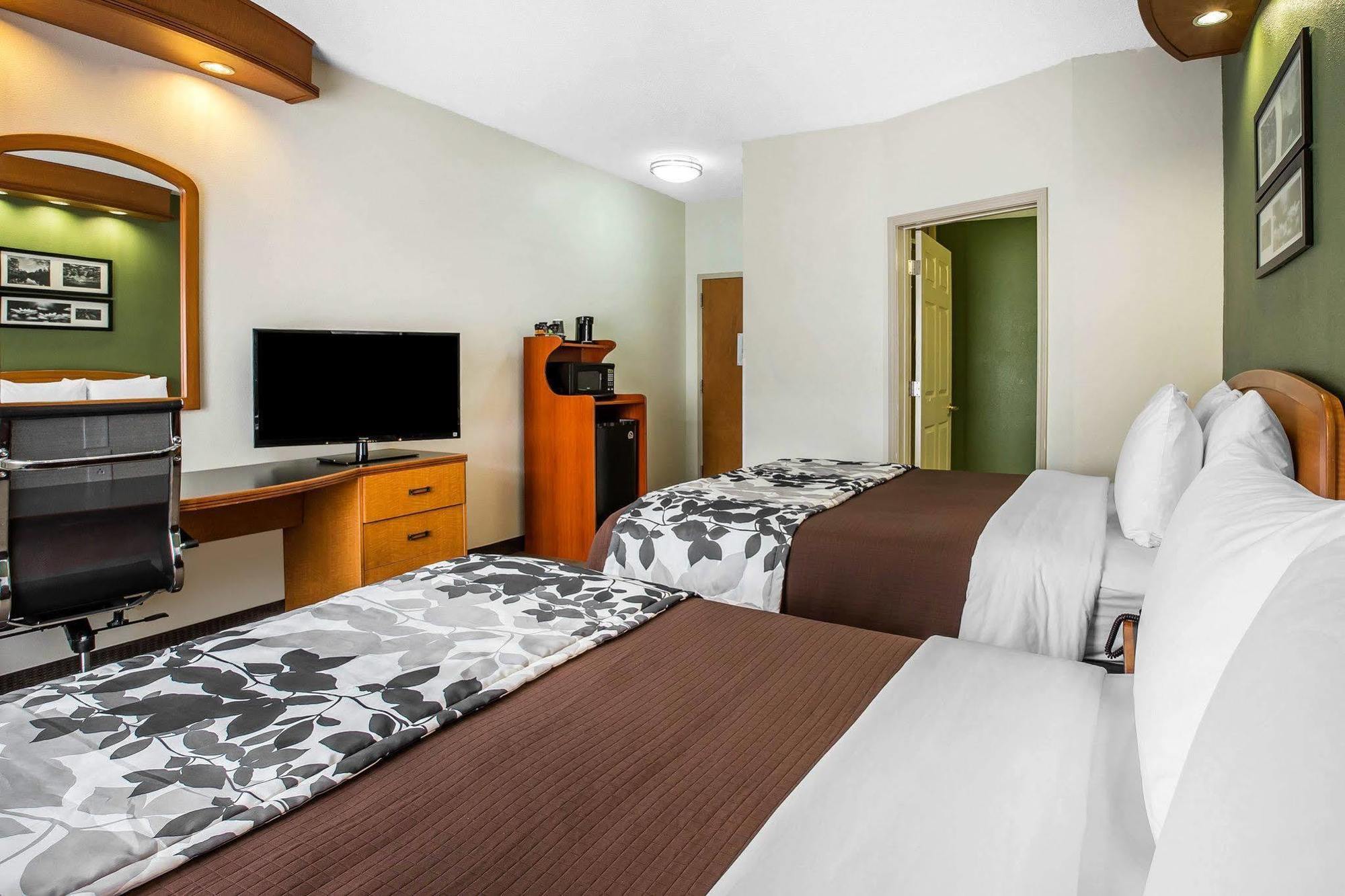 Clarion Pointe Albemarle Ξενοδοχείο Εξωτερικό φωτογραφία